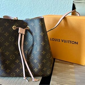 Louis Vuitton purse